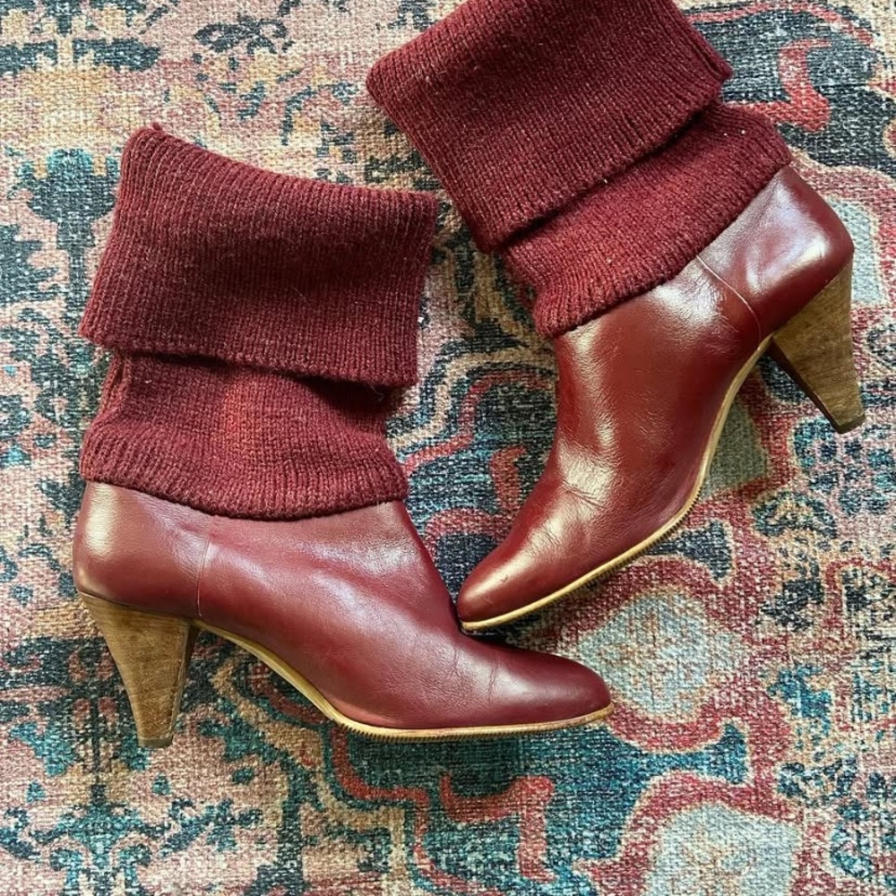 VINTAGE UNISA SWEATER BOOTS